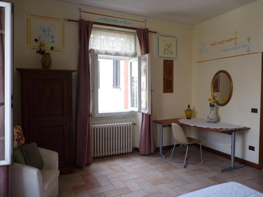 Appartamento Palazzo Del Provveditore Vista Lago デセンツァーノ・デル・ガルダ エクステリア 写真